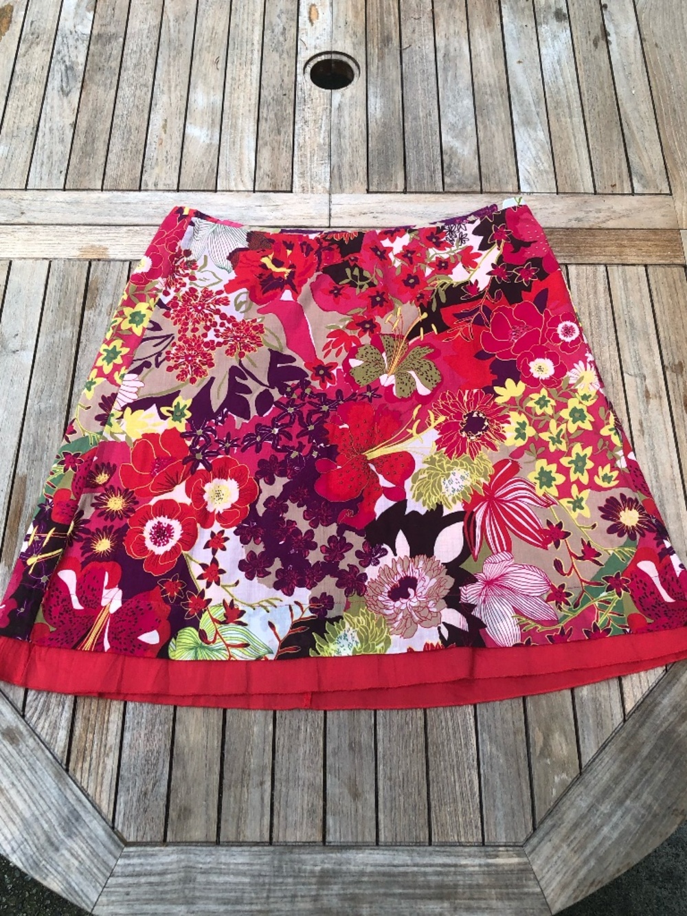 Sandwich skirt, size 42, lined, zipper at the back, 100% cotton, 10-12